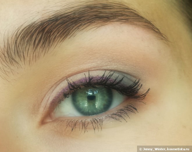 Элегантная меланхолия с Clarins Ombre Minerale Mineral Eyeshadow Smoothing & Long-Lasting #10 Slate Blue