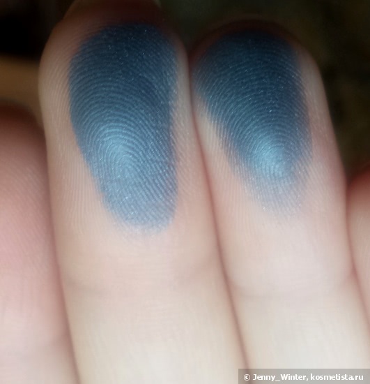 Элегантная меланхолия с Clarins Ombre Minerale Mineral Eyeshadow Smoothing & Long-Lasting #10 Slate Blue