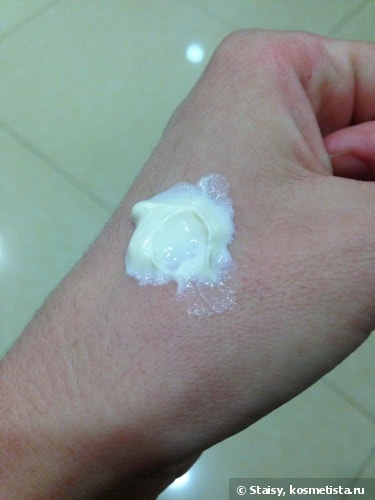 Nimue Skin Technology Sun-C Sunscreen Antioxidants SPF 40 солнцезащитный крем SPF 40 с витамином C