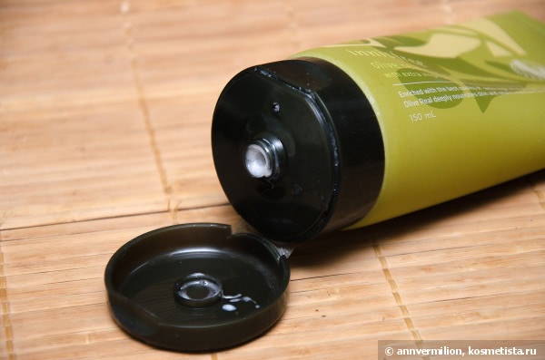 Любите оливковое масло? Попробуйте его в Innisfree Olive Real Cleansing Foam