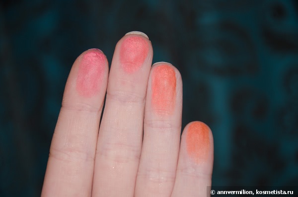 Румяна Blush up! powder blush #10 heat wave от Essence