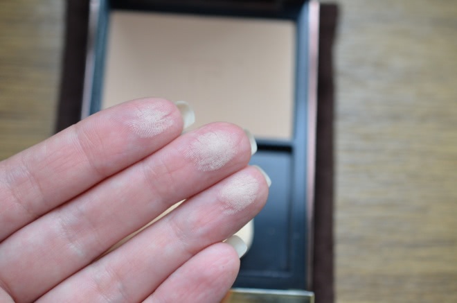Три продукта, которые сделали мою осень! Tom ford: Flawless Powder / Foundation 1.5 Cream; Skin Illuminating Powder Duo Color Moodlight. Gucci luxurious moisture-rich lipstick № 410 heartbreaker