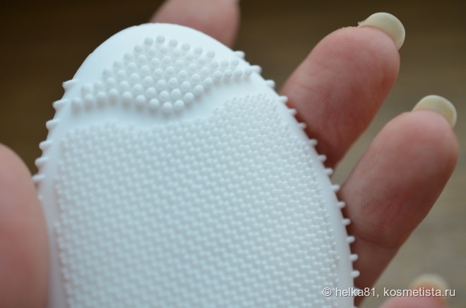 IT Face Cleansing Pad Интеллектуальная щеточка для очищения кожи от Cailyn
