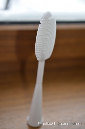 IT Face Cleansing Pad Интеллектуальная щеточка для очищения кожи от Cailyn