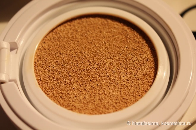 Невесомое тональное средство для приверед Missha M Magic Cushion SPF 50+/pa+++