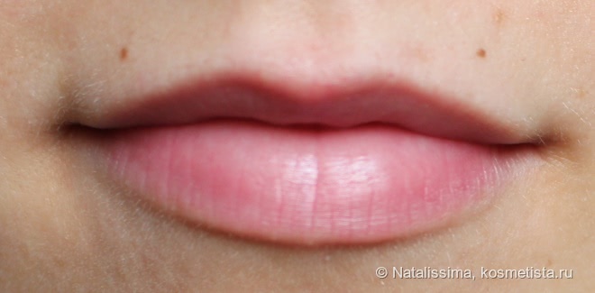 Тающий карандаш-блеск для губ Kiko Urban Sheen lipgloss 02 Vibrant Camellia