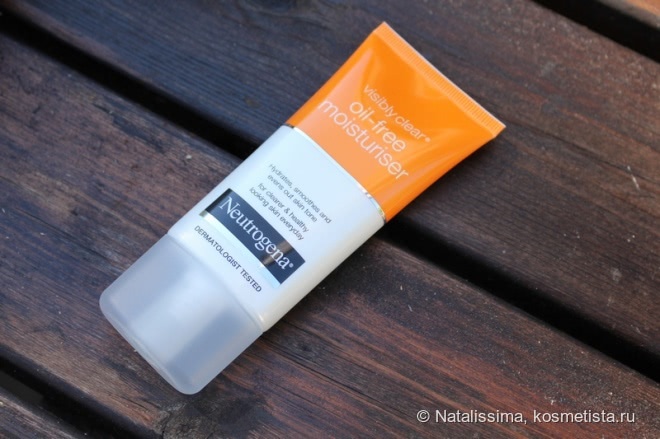 Безжировая эмульсия для лица Neutrogena oil-free mousturiser