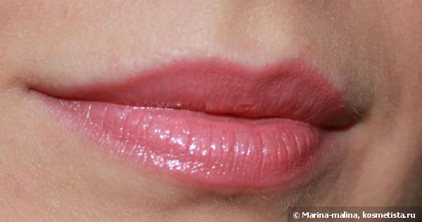 Помада L'oreal Collection Prive в оттенке Julianne's nude