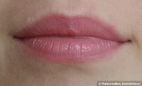 Помада L'oreal Collection Prive в оттенке Julianne's nude
