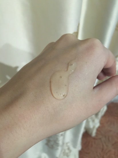 Два продукта в уходе от Clarins линейки Eclat du Jour
