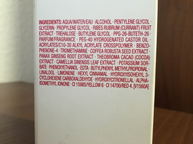 Два продукта в уходе от Clarins линейки Eclat du Jour