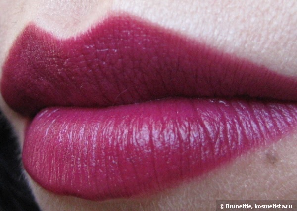 Помадная красота Rimmel Lasting Finish Lipstick в оттенках 170 Alarm, 120 Cutting Edge, 080 One of a Kind
