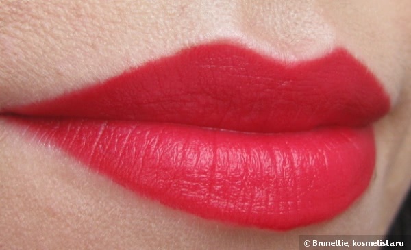 Помадная красота Rimmel Lasting Finish Lipstick в оттенках 170 Alarm, 120 Cutting Edge, 080 One of a Kind