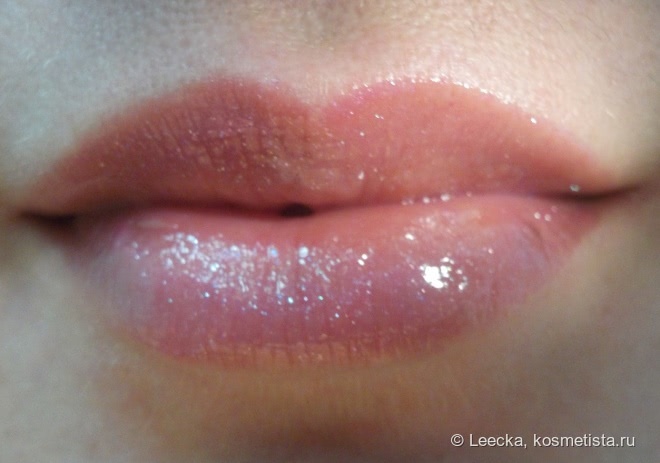 Essence glossy kiss lipbalm 05 berry kiss