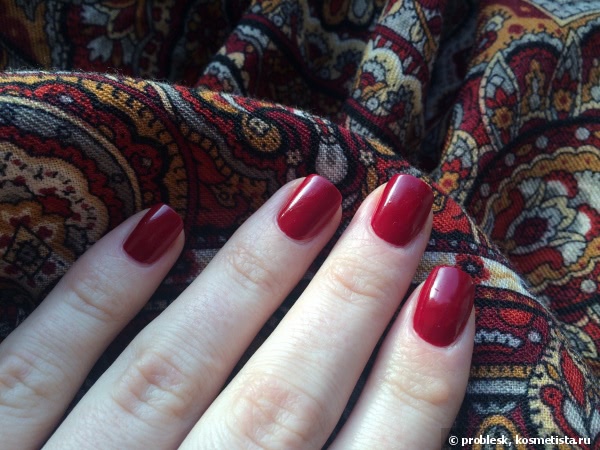 Опьяняющий Opi Nail Lacquer Quarter of a Cent-Cherry NL A34