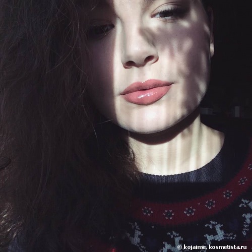 NYX Slim Lip Pensil в оттенке 810 Natural