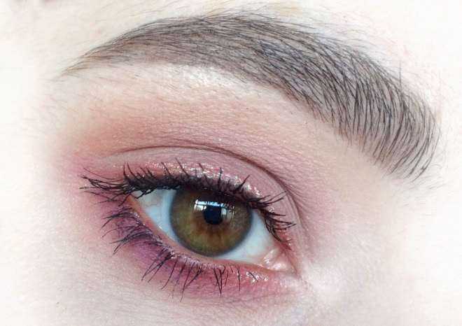 Urban Decay Liquid Moondust Eyeshadow