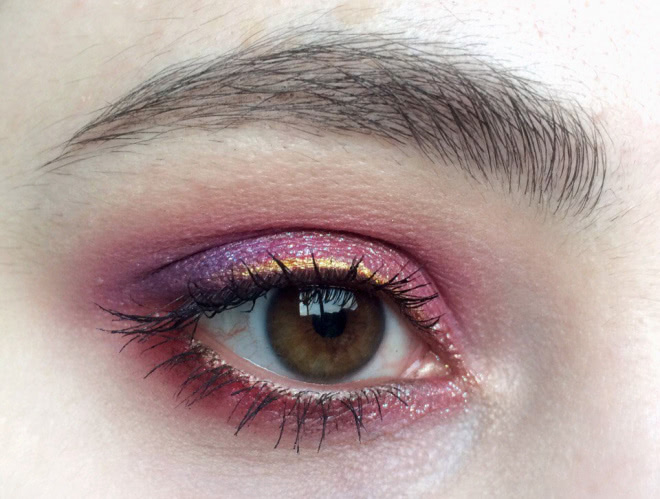 Urban Decay Liquid Moondust Eyeshadow