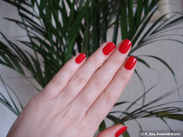 Dolce & Gabbana Intense Nail Lacquer #605 Cosmopolitan & #125 Fire