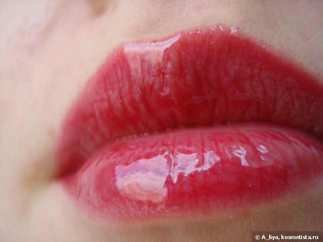 Прекрасный и ужасный Dior Addict Ultra-Gloss Pearl #774 Ceremony Red