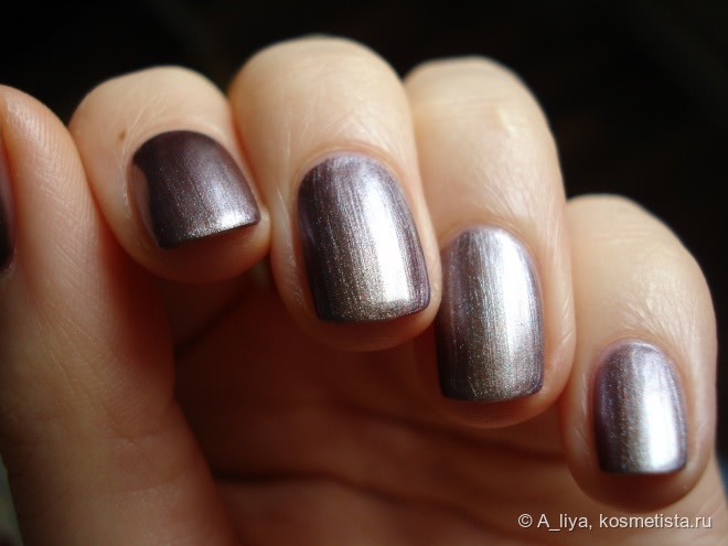 Chanel Le Vernis Nail Colour #757 Rose Fusion