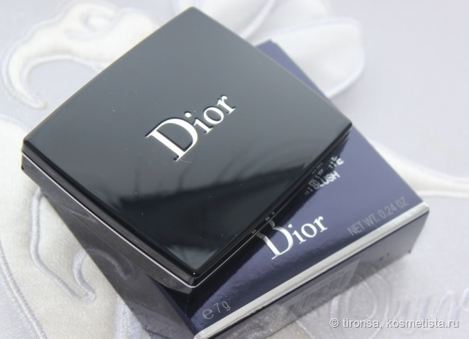Скромный румянец. Румяна Dior Diorblush Glowing Gardens Vibrant Colour Powder Blush # 844 Floral Pink