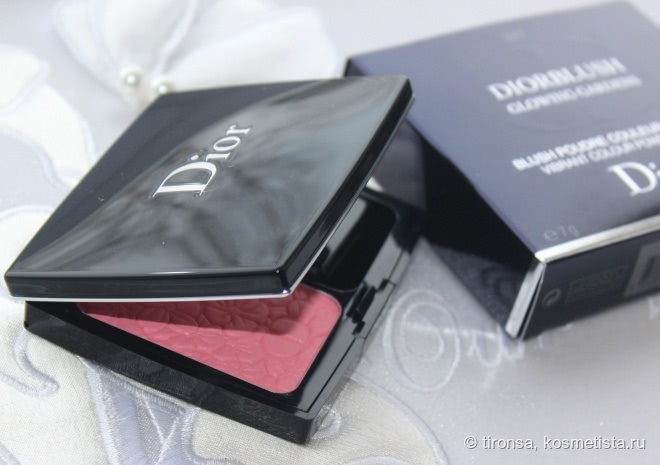 Скромный румянец. Румяна Dior Diorblush Glowing Gardens Vibrant Colour Powder Blush # 844 Floral Pink