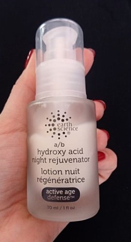 Подводя итоги уходящей зимы ...и работы кислотного пилинга Earth Science Active Age Defense A/B Hydroxy Acid Night Rejuvenator
