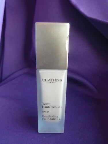Устойчивый идеал от Clarins: Teint Haute Tenue Everlasting Foundation spf 15 #108 sand