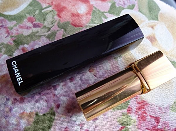 Признание в любви....к Chanel Rouge Allure Velvet Luminous Matte Lip Colour #37 L'exuberante