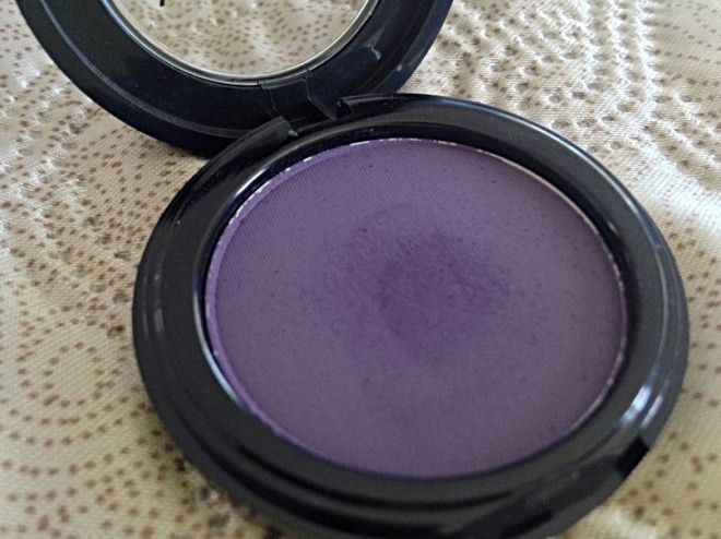 Бюджетные находки уходящего сезона: Vivienne Sabo, Rimmel, Divage