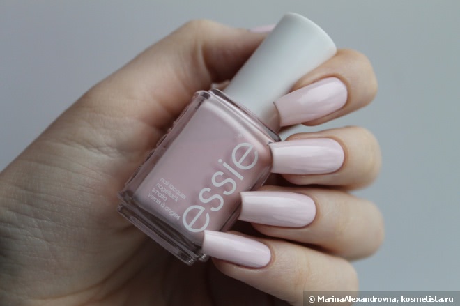 Нежный, скромный Essie Fiji