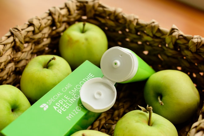 Мягкое отшелушивание с Mizon Apple Smoothie Peeling Gel