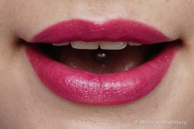 Очаровательная Chanel Rouge Allure Velvet Luminous Matte Lip Colour в оттенке 47 - L'amoureuse