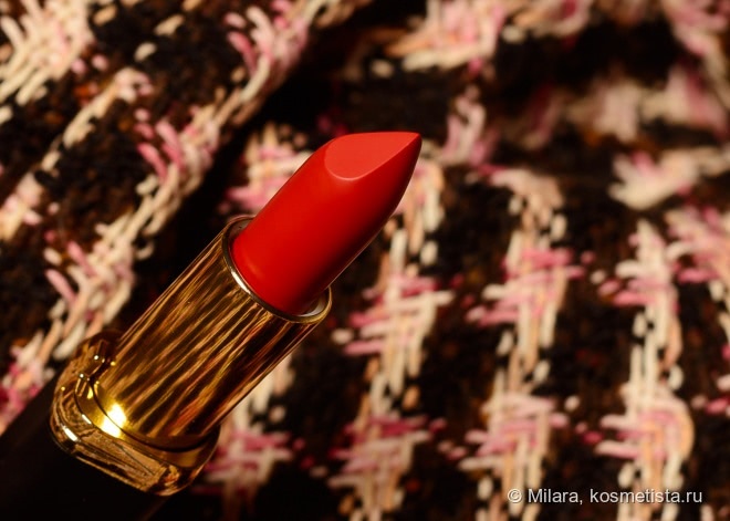 Осенняя, горячая, красная L'Oreal Paris The Collection Exclusive Eva's Pure Red