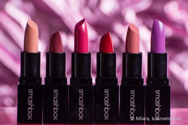 Неоновый Light It Up: Lipstick & Lip Mattifier – набор помад от американской марки Smashbox