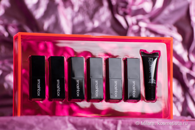 Неоновый Light It Up: Lipstick & Lip Mattifier – набор помад от американской марки Smashbox