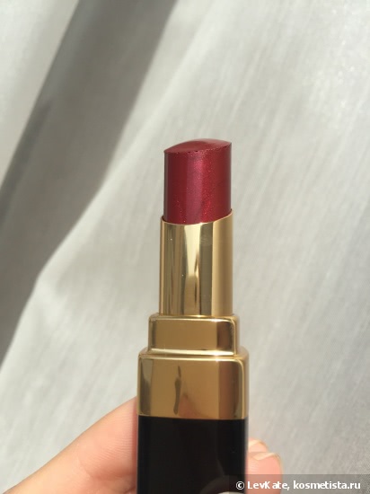 Моя истинная драгоценность Увлажняющая помада с блеском Chanel Rouge Coco Shine Hydrating Sheer Lipshine в оттенке 112 Temeraire. Chanel Les Automnales Fall 2015 Collection