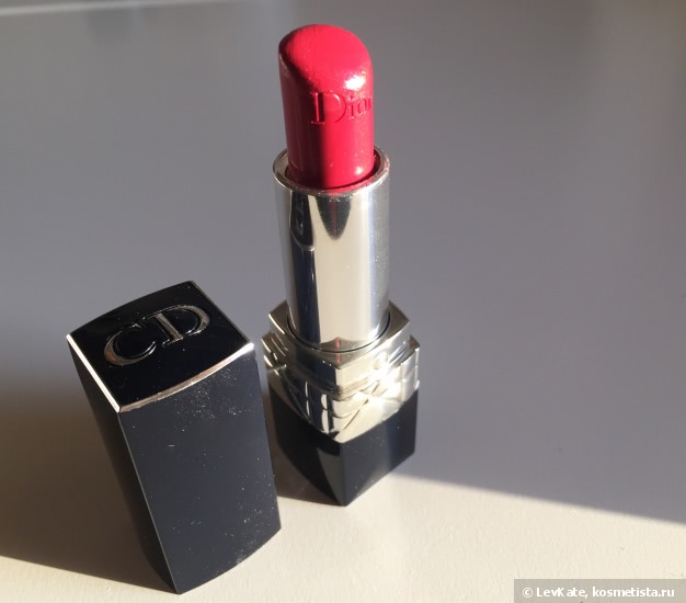 Настоящий бриллиант в моей коллекции помад Dior Rouge Dior Couture Colour Voluptuous Care Lipstick в оттенке 644 Rouge Blossom