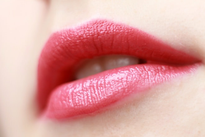 Сочная весенняя YSL Rouge Pur Couture #4 Rouge Vermillon