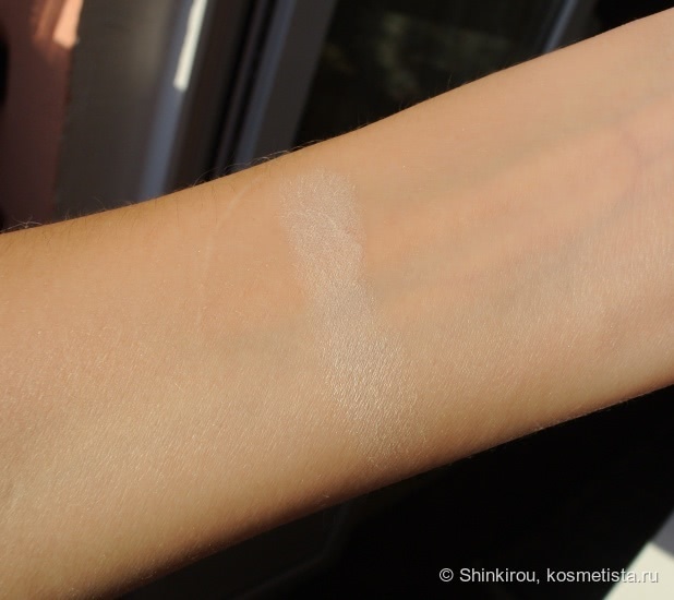 Лунный свет. Shiseido Luminizing Satin Face Color WT905