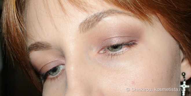 Палетка теней Oriflame Giordani Gold Eye Shadow Quad в оттенке 32077 Radiant Plum