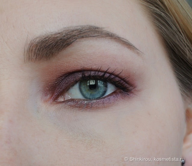 Палетка теней Oriflame Giordani Gold Eye Shadow Quad в оттенке 32077 Radiant Plum