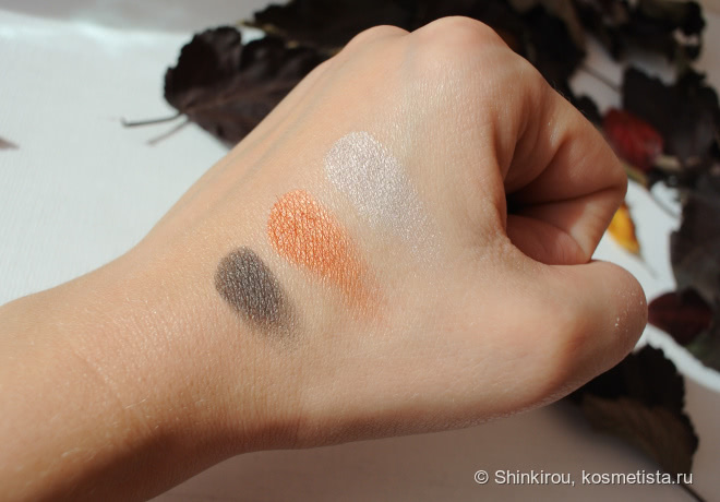 Shiseido Luminizing Satin Eye Color Trio №OR302 Fire