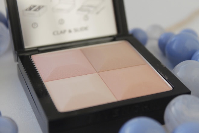 Такая нежная и незаметная Givenchy Givenchy Le Prisme Visage Mat Soft Compact Face Powder 83 Peach Plumetis