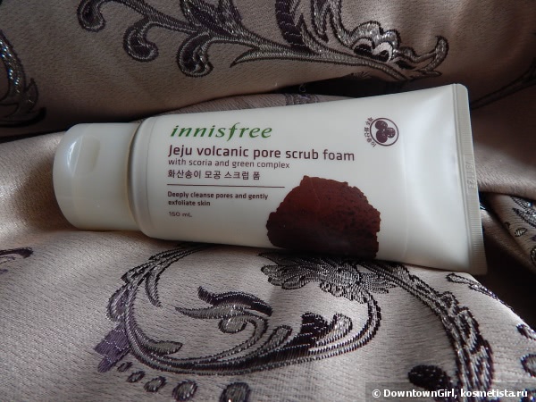 Очищающие средства с вулканической глиной от Innisfree