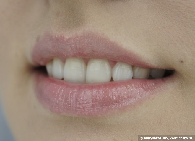 Не сложилось с Chanel Levres Scintillantes Glossimer Brilliant Extreme, в оттенке #161