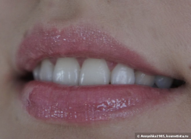 Не сложилось с Chanel Levres Scintillantes Glossimer Brilliant Extreme, в оттенке #161