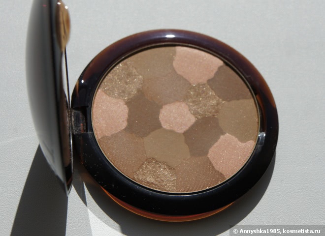 Летняя Красавица - Оттеночная Пудра Guerlain Terracotta Light Sheer Bronzing Powder, 03 Brunettes