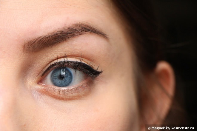 Невидимый помощник Essence Lash&Brow Gel Mascara